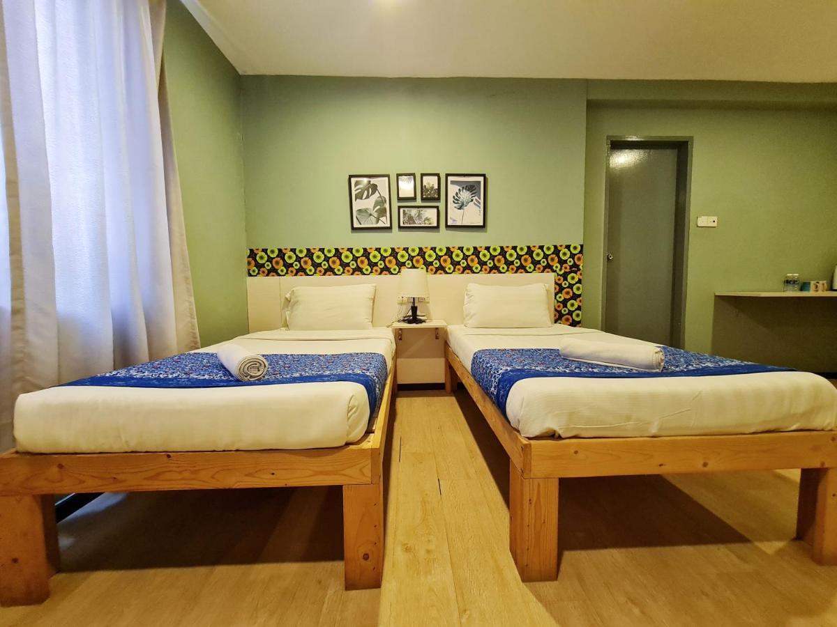 Treeline Urban Inn Kota Kinabalu Ngoại thất bức ảnh