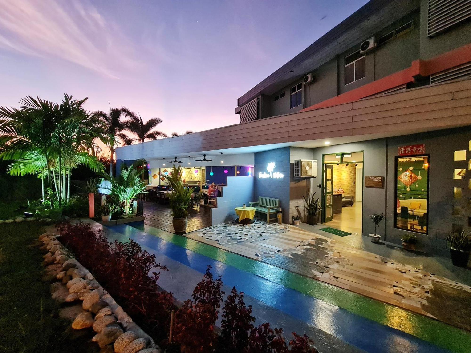 Treeline Urban Inn Kota Kinabalu Ngoại thất bức ảnh